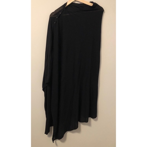 Black Shawl (Can be worn as a Nursing Scarf!!) - Picture 2 of 3